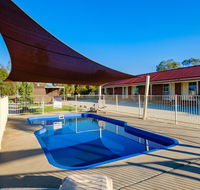 Lydoun Motel - Pubs and Clubs