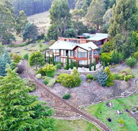 MAGICAL MOUNTAIN RETREAT - 20 mins to CBD and only 10 to MONA - Pubs and Clubs