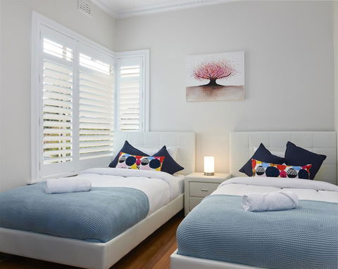 Malvern East & Urban Forest, Walk To Chadstone Shopping Center, Close To Monash Univercity - Pubs and Clubs 0