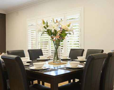 Malvern East & Urban Forest, Walk To Chadstone Shopping Center, Close To Monash Univercity - Pubs and Clubs 2