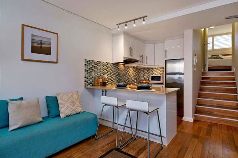 Manly Ocean Beach View Sunrise Harbour View Sunset - Pubs and Clubs 2