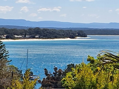 Marazul Paradise Beach House- Panoramic Ocean Views - Pubs and Clubs 2