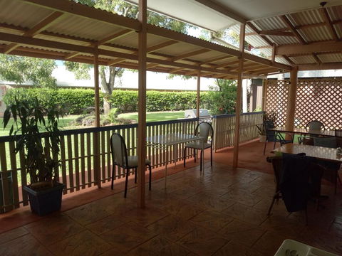 Mareeba Motor Inn - Pubs and Clubs 3