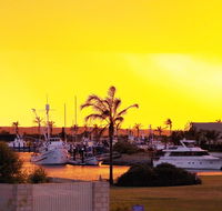 Marina Park View - Pubs and Clubs