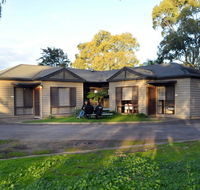 Marion Holiday Park - Pubs and Clubs