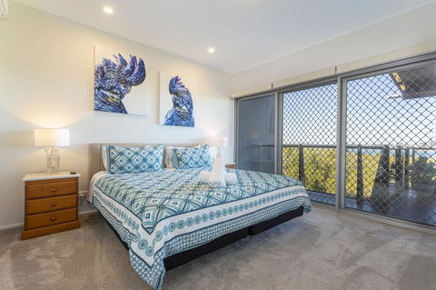 Maroochy River Inlet Views At Sebel Twin Waters Free Wifi & Parking 2 Cars - Pubs and Clubs 2