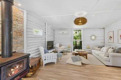 MARTHA COTTAGE - MT MARTHA - Pubs and Clubs 0