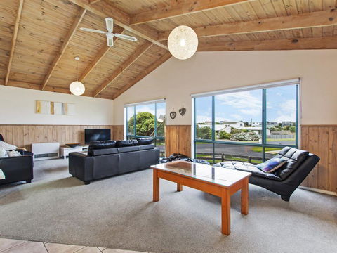 Matilda - 2 Crowe Street - Pubs and Clubs 1