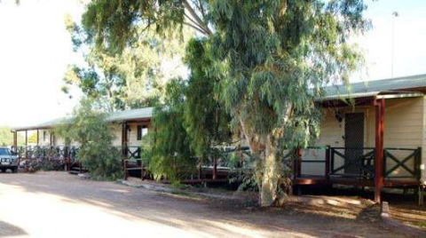 Matilda Motel - Pubs and Clubs 0