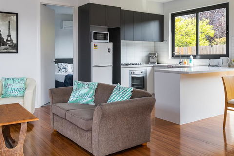 McKenna By Lily Sands - Pubs and Clubs 0