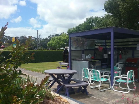 Meeniyan Motel - Pubs and Clubs 3