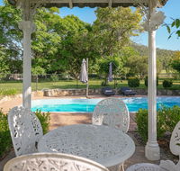 Meerea Country Estate adjoining Wollombi National Park - Pubs and Clubs