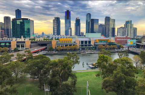 Melbourne River Views - Pubs and Clubs 0