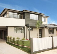 Melbourne Travel Station - Go Out