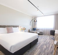 Mermaid Waters Hotel by Nightcap Plus - Pubs and Clubs