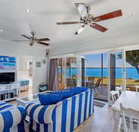 Mermaids Rest  Corlette - Pubs and Clubs