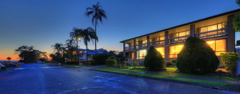Midlands Motel - Pubs and Clubs 0