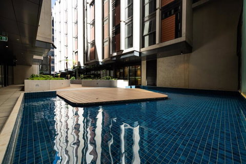 Midnight Apartments Accommodate Canberra - Go Out 3