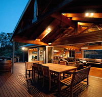 Milbrodale Lodge - Pubs and Clubs