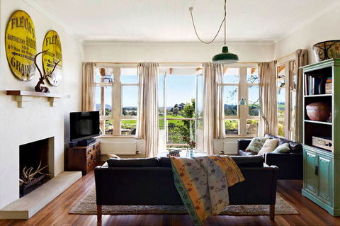 Milk And Honey - Pubs and Clubs 0