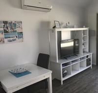 Mindarie Beach Studio - Go Out