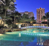 Modern 2BR Apartment in Chevron Renaissance - Pubs and Clubs
