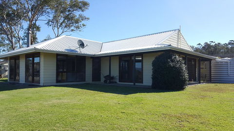 Molly Morgan Vineyard - Pubs and Clubs 0