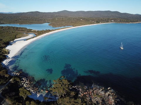 Monterey Bay Of Fires - Pubs and Clubs 1
