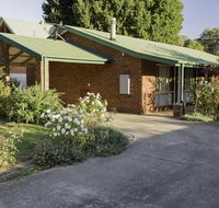 Monty's on Lumley Drive - Pubs and Clubs