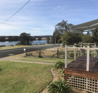 Moruya Holiday House - Pubs and Clubs