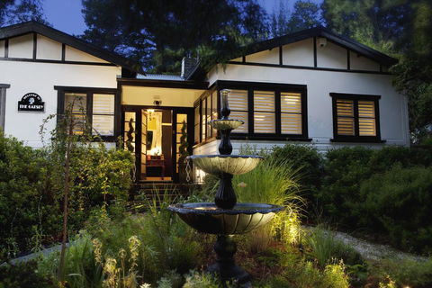 Mountain Whispers The Gatsby - Pubs and Clubs 0