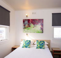 Mowbray Hotel - Pubs and Clubs