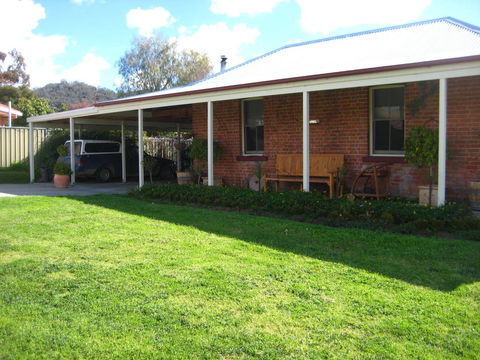 Mudgee Bed And Breakfast - Pubs and Clubs 2