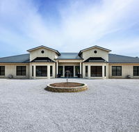 Mudgee Guesthouse - Pubs and Clubs