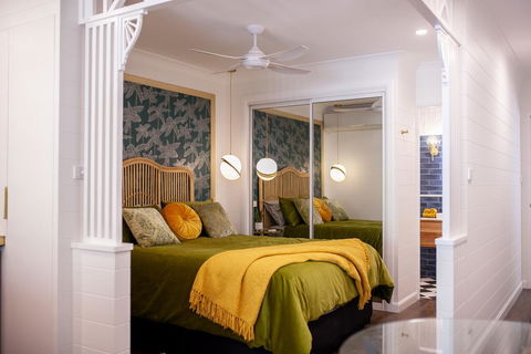 MUSE-Luxe Apartment In Port Douglas - Pubs and Clubs 1