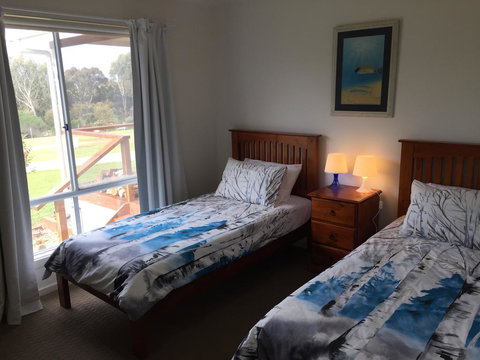 My Island Home - Pubs and Clubs 3