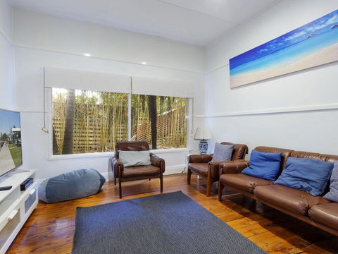 Myall River Cottage - Pubs and Clubs 3