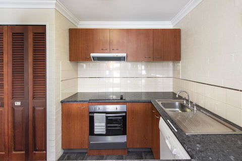 Subiaco Village 20 - Go Out 7