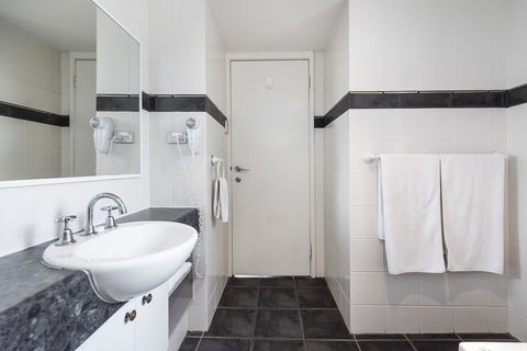 Subiaco Village 20 - Go Out 14