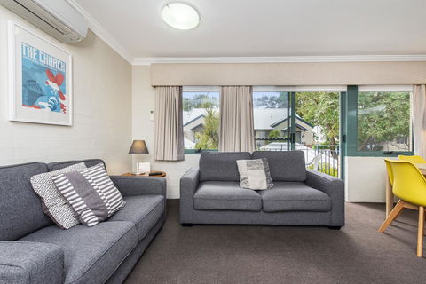 Subiaco Village 20 - Go Out 0