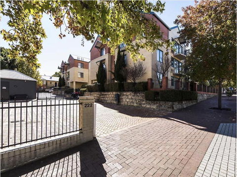Subiaco Village 20 - Go Out 19