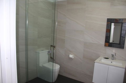 Busselton Ithaca Motel - Pubs and Clubs 42