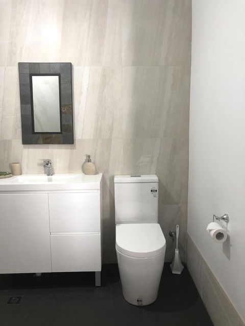 Busselton Ithaca Motel - Pubs and Clubs 12