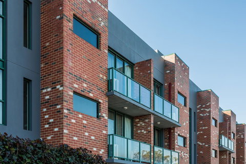 Perth Ascot Central Apartment Hotel Official - Go Out 3