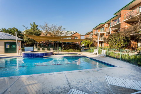 Perth Ascot Central Apartment Hotel Official - Go Out 18