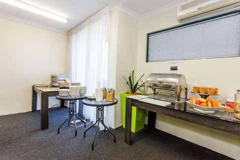 Perth Ascot Central Apartment Hotel Official - Go Out 33