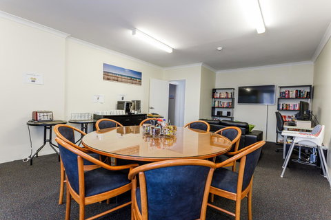 Perth Ascot Central Apartment Hotel Official - Go Out 32