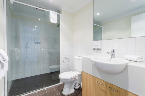 Perth Ascot Central Apartment Hotel Official - Go Out 12