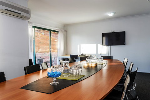 Perth Ascot Central Apartment Hotel Official - Go Out 28