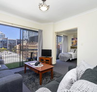 Oversized Eastend sleeps 6 Free PARKINGPOOL WIFI - Pubs and Clubs